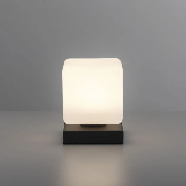 LED Tischleuchte anthrazit farbig Würfelform Touchdimmer zeitloses Design